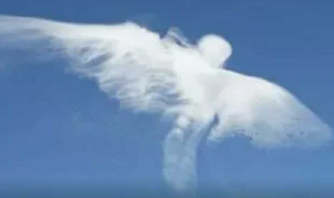 La “silueta” de Diego Maradona apareció en el cielo a un mes de su muerte