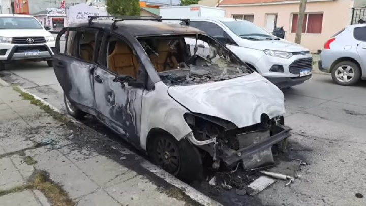 Incendio en un vehículo: Sospechan que fue intencional