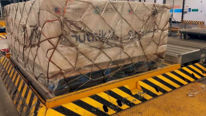 Ya está en Rusia el avión de Aerolíneas que traerá a Argentina las primeras dosis de la vacuna Sputnik V