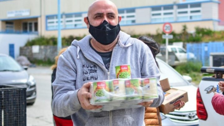 USHUAIA: distribuyen a 2200 hogares los insumos para las cenas navideñas