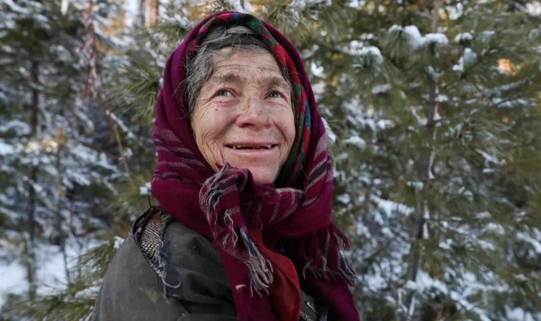 La mujer más solitaria del mundo: vive aislada en Siberia y no se enteró de la Segunda Guerra Mundial La mujer más solitaria del mundo: vive aislada en Siberia y no se enteró de la Segunda Guerra Mundial