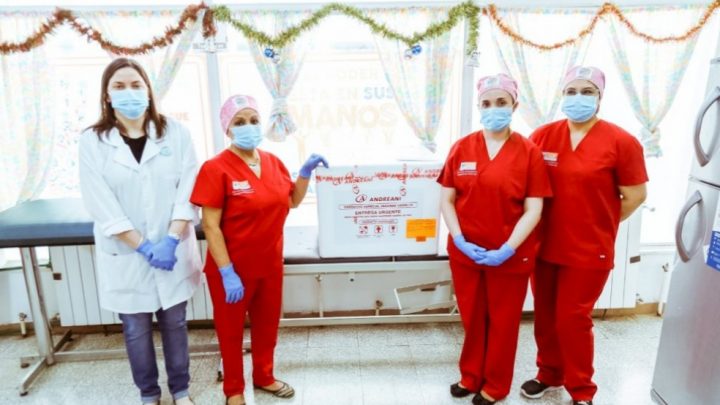 Comenzó la vacunación anti COVID 19 de médicos y enfermeros