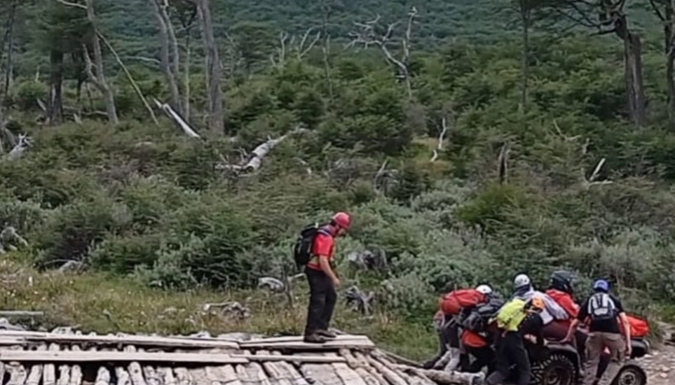 Ushuaia: gran operativo de rescate de una mujer de 47 años