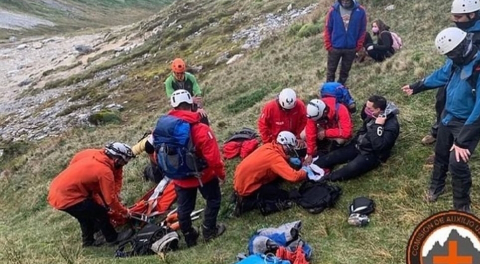 Otro fueguino es evacuado en zona de Laguna tras sufrir un accidente Otro fueguino es evacuado en zona de Laguna tras sufrir un accidente
