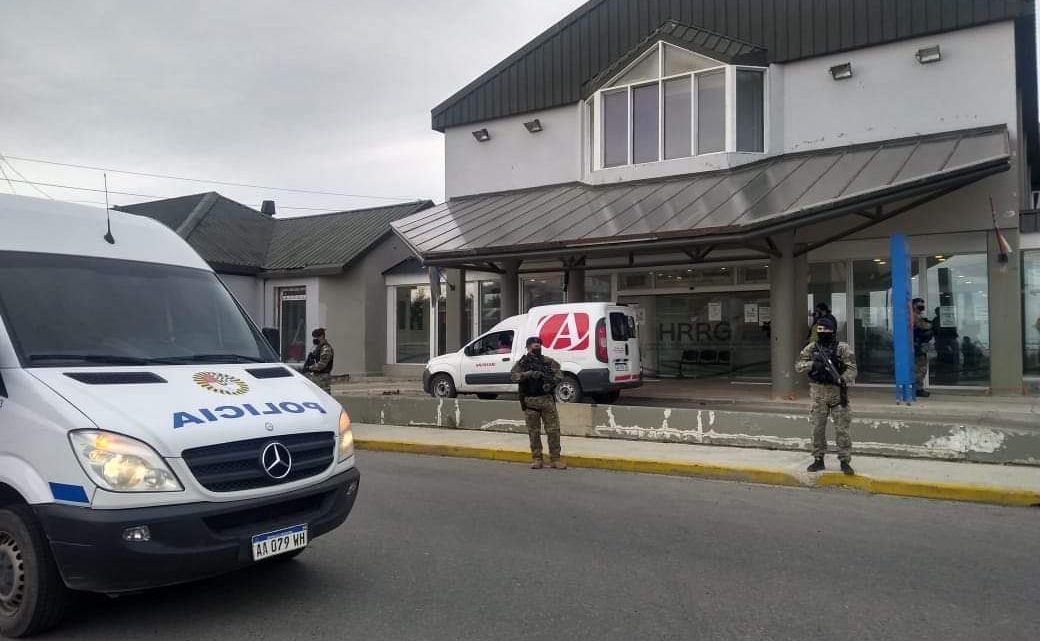 Mañana comienza la vacunación en Tierra del Fuego: será para el personal sanitario Mañana comienza la vacunación en Tierra del Fuego: será para el personal sanitario