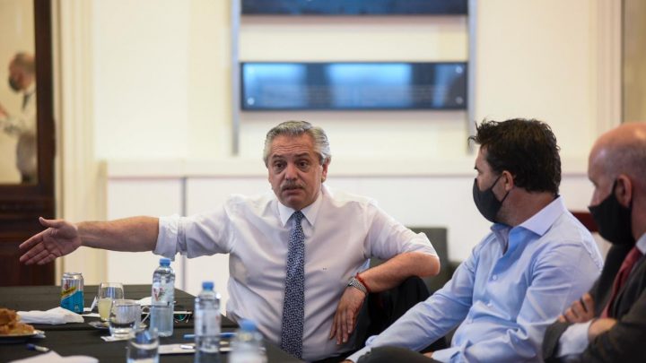 El Presidente participa de la reunión de Gabinete Económico en Casa Rosada