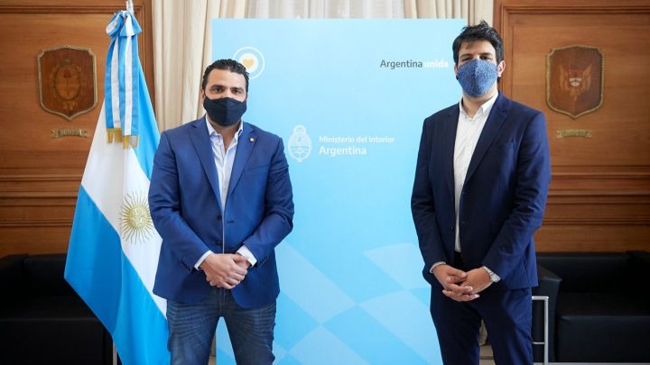 EL INTENDENTE VUOTO SE REUNIÓ CON EL MINISTRO WADO DE PEDRO Y FIRMÓ UN CONVENIO POR 32 MILLONES PARA NUEVA MAQUINARIA VIAL