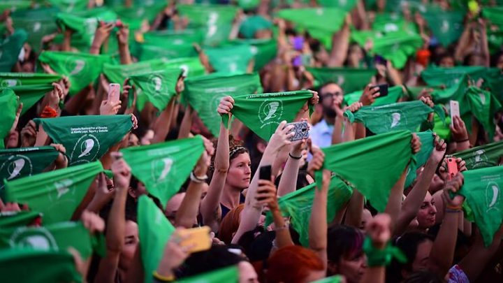 El proyecto del aborto legal obtuvo dictamen y este jueves comienza a tratarse en Diputados