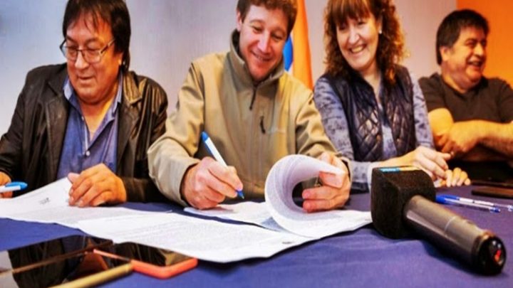 ATE divida por acuerdo salarial firmado con el Ejecutivo