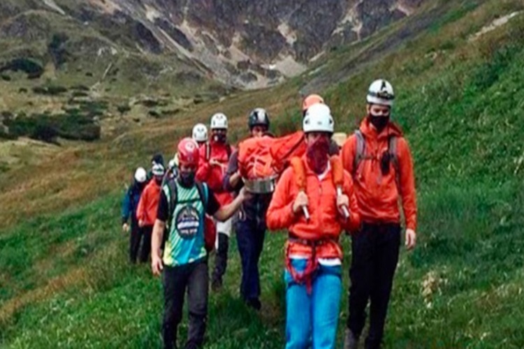 Rescate en Laguna Turquesa