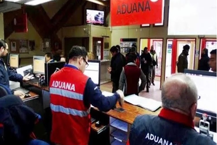 Nuevos requisitos de Migraciones para salir por tierra de TDF