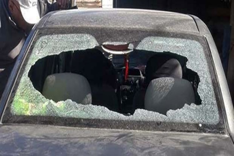 Detenido por atacar a fierrazos un auto estacionado en Ushuaia Detenido por atacar a fierrazos un auto estacionado en Ushuaia