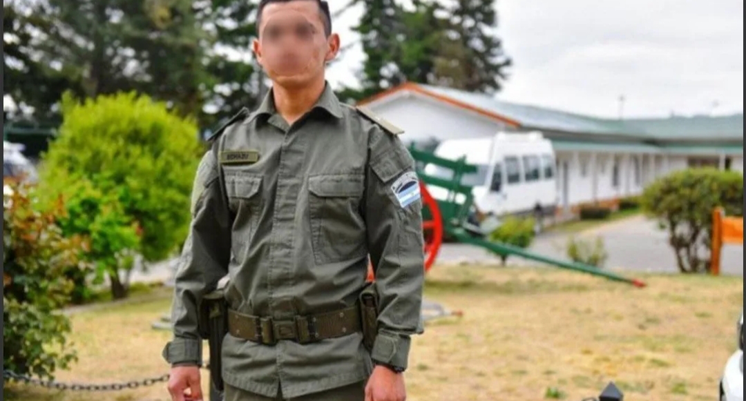 Gendarme mató a balazos al novio de su ex pareja y al hermano de él Gendarme mató a balazos al novio de su ex pareja y al hermano de él