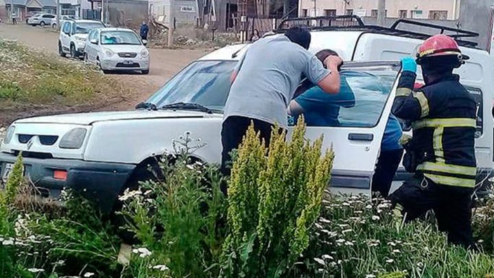 Conductor borracho protagoniza accidente con una lesionada