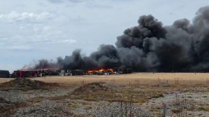 Voraz incendio en la Planta de Tratamiento de Residuos Peligrosos
