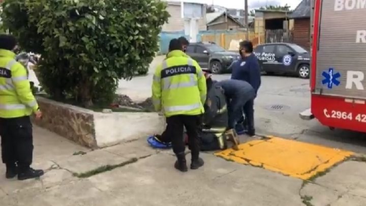 Denuncian que personal del Hospital se negó a atender a un indigente