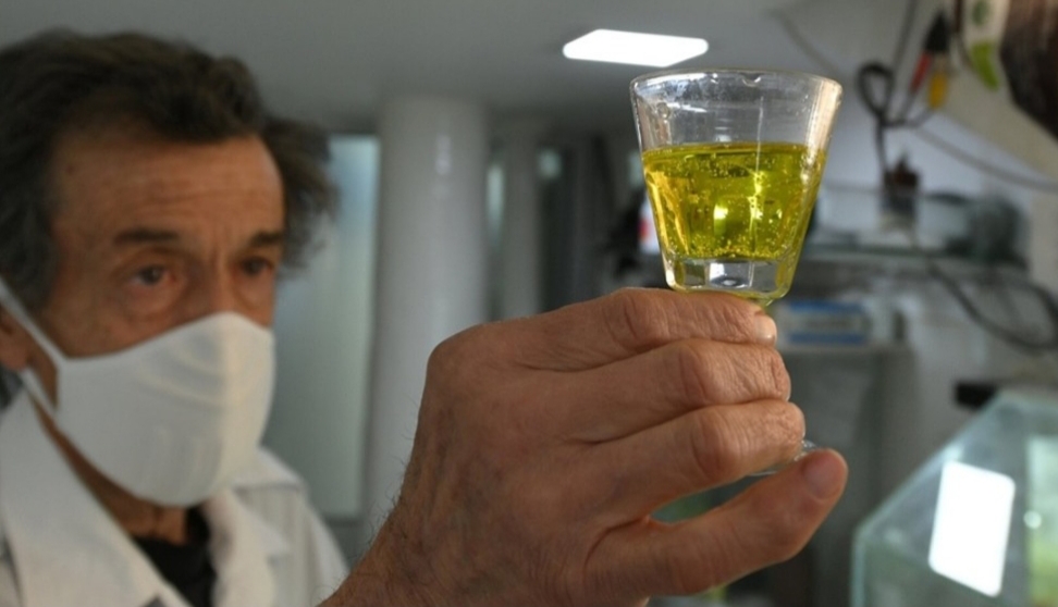 Los peligros de tomar dióxido de cloro como remedio contra el coronavirus Los peligros de tomar dióxido de cloro como remedio contra el coronavirus
