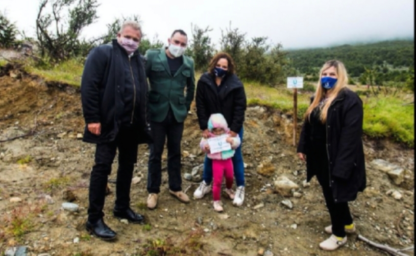 La Municipalidad de Ushuaia entregó 20 nuevo lotes de la urbanización “San Martín”