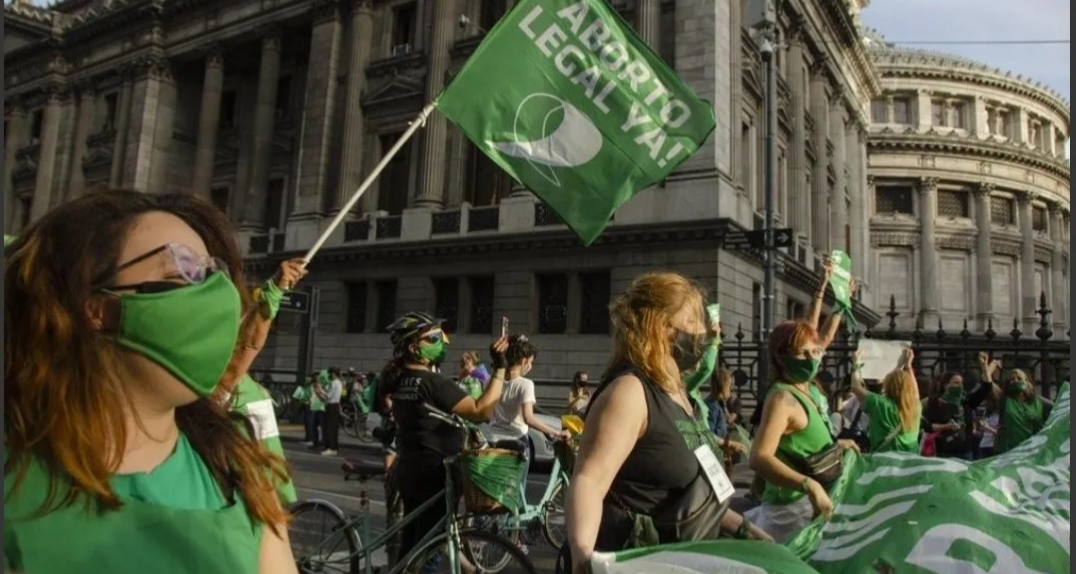 El aborto legal entrará en vigencia a partir del 24 de enero