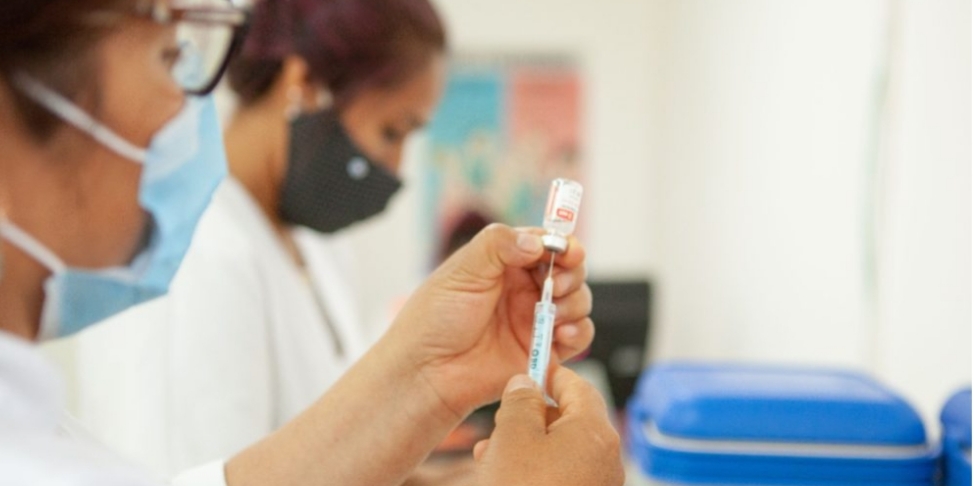Aplicarán la segunda dosis de Sputnik V al personal de salud fueguino