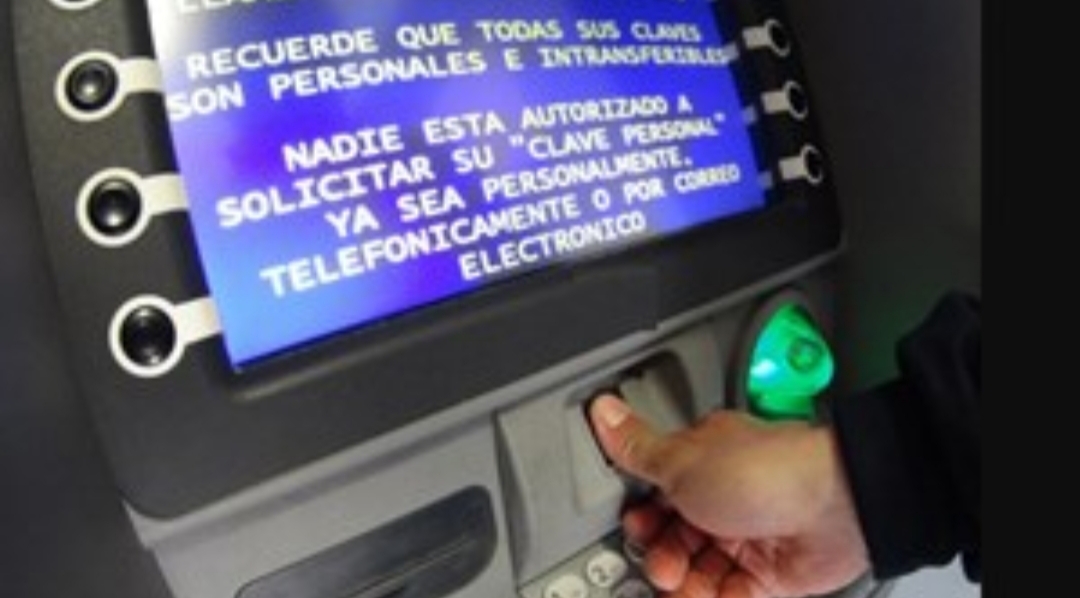 Nueva normativa: cajeros automáticos deberán usar huella dactilar para operar