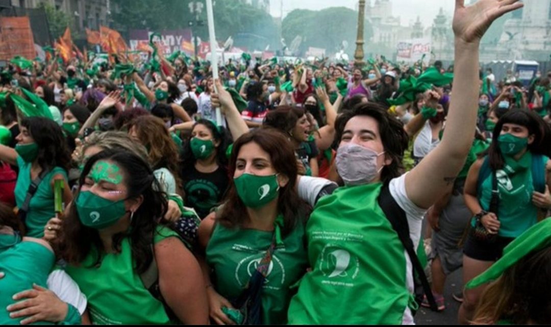 Aborto: juez rechazó medida cautelar contra la legalización