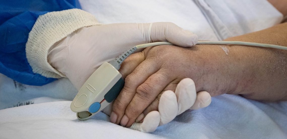 “No hay consuelo”, su esposa e hija fallecieron víctimas de coronavirus con tres horas de diferencia “No hay consuelo”, su esposa e hija fallecieron víctimas de coronavirus con tres horas de diferencia