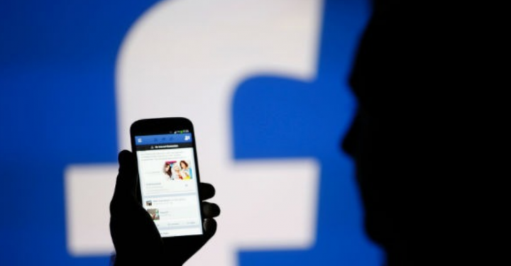 “Para aprobar los finales es sin tanga”: denunciaron a un docente por una publicación machista