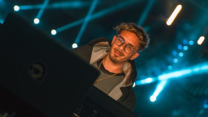 Cumbia, reggaetón y autogestión: quién es Fer Palacio, el DJ más popular de YouTube