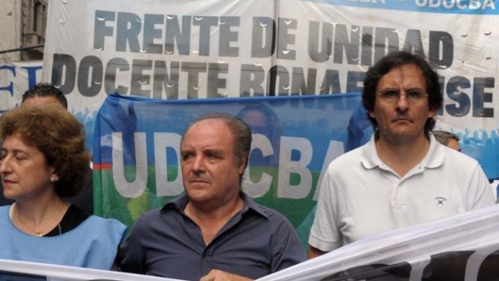 Un gremialista docente aseguró que en febrero “los padres no van a mandar a sus hijos a los colegios”