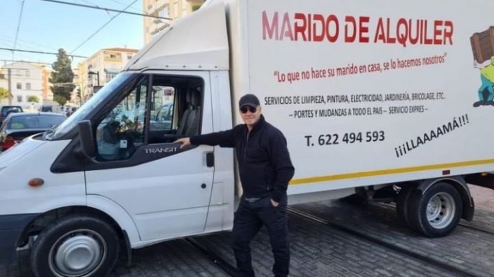 Un hombre ofrece sus servicios como marido de alquiler: “Lo que no hace él en casa se lo hacemos nosotros”