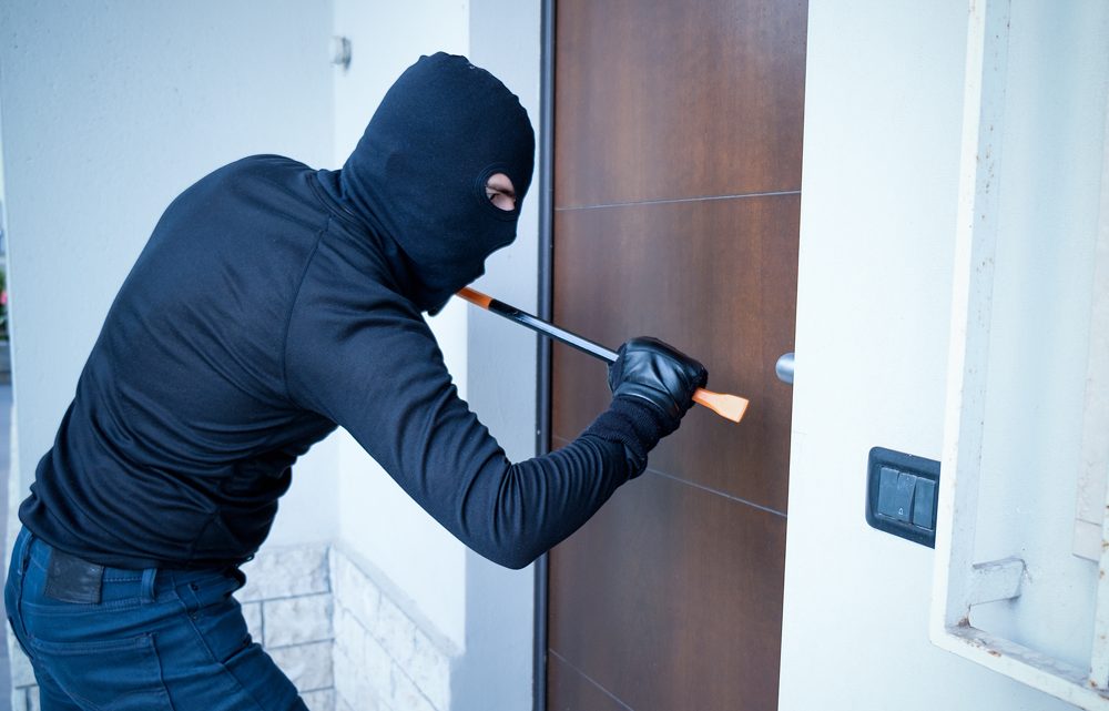 Ladrones desvalijaron una casa y se llevaron hasta la ducha: “La dejaron pelada”