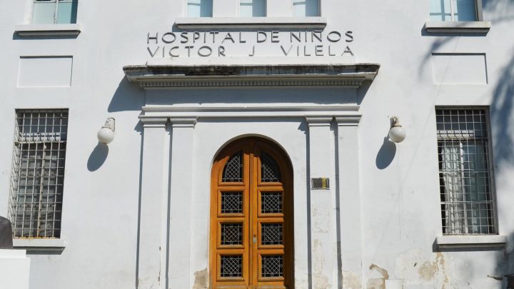 Rosario: una nena de un año recibió seis disparos y está grave