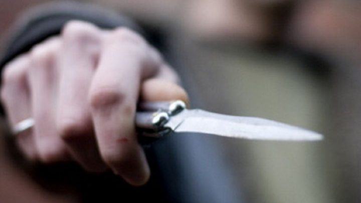 Una mujer y su hija fueron asesinadas a puñaladas con 20 minutos de diferencia