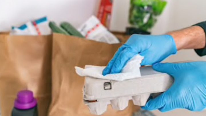Coronavirus: ahora dicen que no hace falta limpiar lo que se compra en el supermercado