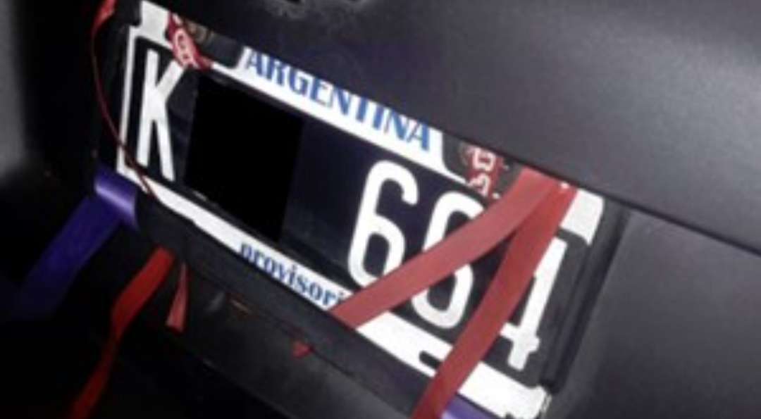 Confirman que es delito alterar la apariencia de la patente de un vehículo Confirman que es delito alterar la apariencia de la patente de un vehículo