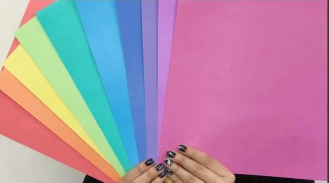 Maestra pidió «cartulina color piel» y la respuesta de una madre se hizo viral Maestra pidió «cartulina color piel» y la respuesta de una madre se hizo viral