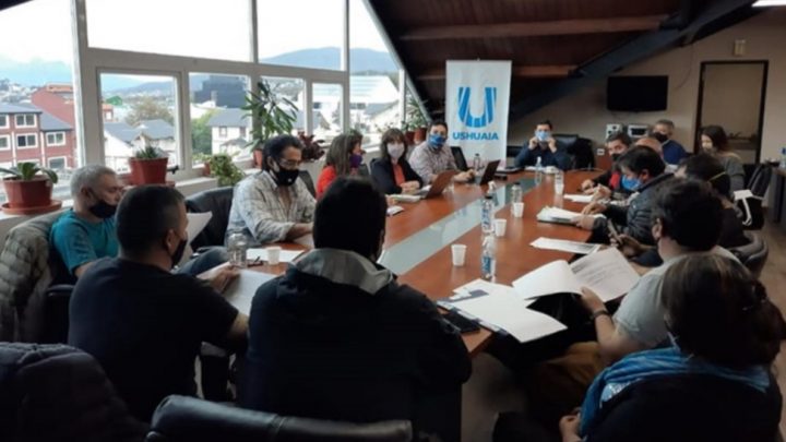 Aumento salarial a municipales 30 por ciento en cuotas para el 2021