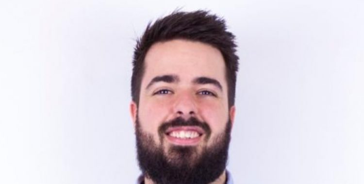 Armó un currículum “inteligente” y logró más de 300 entrevistas en una semana