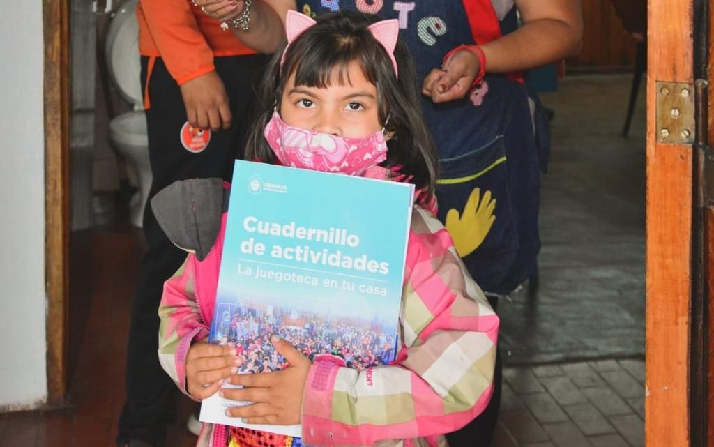 MÁS DE MIL NIÑOS Y NIÑAS ASISTIERON A LAS COLONIAS DE VERANO EN LOS BARRIOS MÁS DE MIL NIÑOS Y NIÑAS ASISTIERON A LAS COLONIAS DE VERANO EN LOS BARRIOS