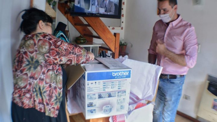 LA MUNICIPALIDAD DE USHUAIA ENTREGÓ HERRAMIENTAS DE TRABAJOS A EMPRENDEDORES