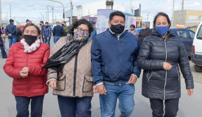 EL CONCEJAL WALTER ABREGU PARTICIPO DEL 35 ANIVERSARIO DEL BARRIO AUSTRAL