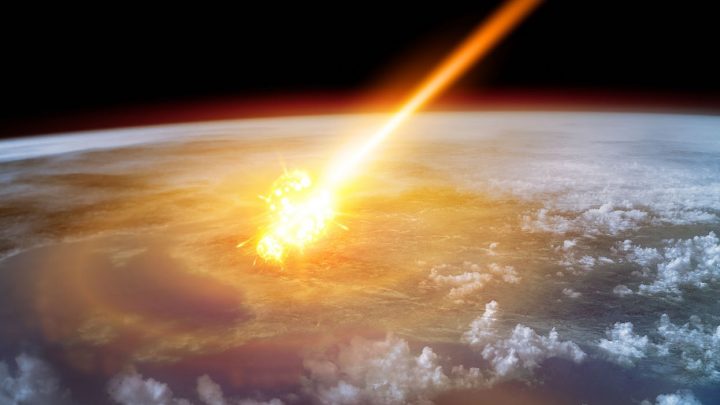 Una vidente predijo la caída de un meteorito y desastres naturales en los próximos días