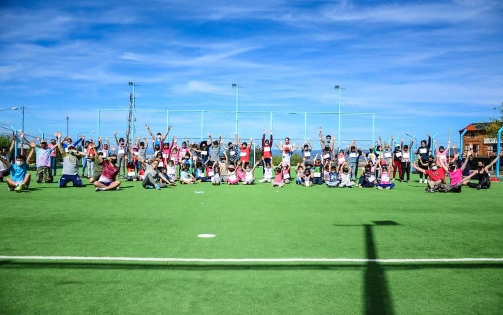 EL TERCER CONTINGENTE DE NIÑOS Y NIÑAS DE USHUAIA DISFRUTA DE LA COLONIA DE VERANO DE LA MUNICIPALIDAD EN LOS BARRIOS