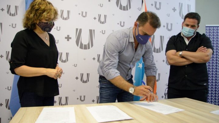 FARMACEUTICOS Y EMPLEADOS DE FARMACIAS SE SUMAN A LA TARJETA +U