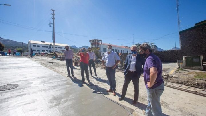 LA OBRA SERÁ INAUGURADA EN LOS PRÓXIMOS DÍAS VUOTO RECORRIÓ LA OBRA DE ASFALTO DE LA CALLE YAGANES