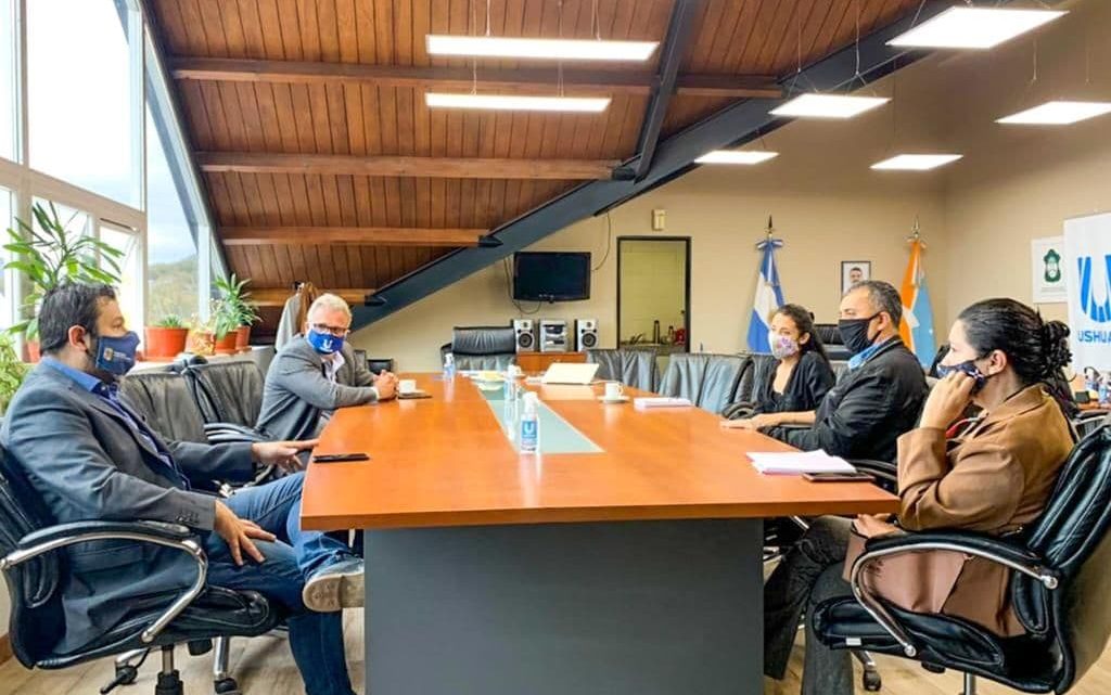 LA MUNICIPALIDAD DE USHUAIA AVANZA EN CAPACITACIONES PARA SU PERSONAL