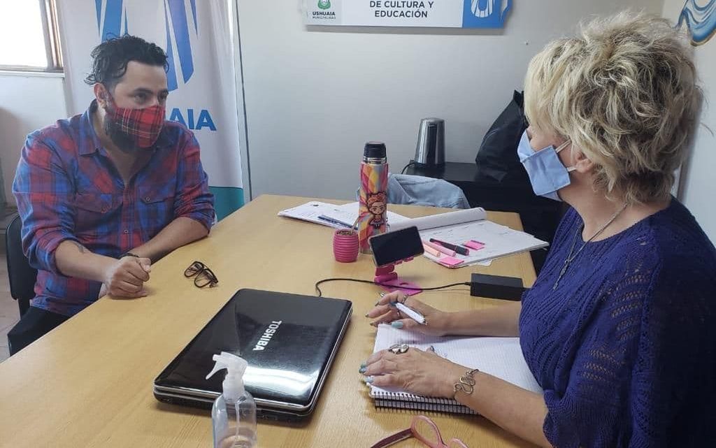 LA MUNICIPALIDAD DE USHUAIA Y EL INSTITUTO NACIONAL DEL TEATRO EVALÚAN ESTRATEGIAS PARA EL REGRESO DE LA ACTIVIDAD TEATRAL PRESENCIAL