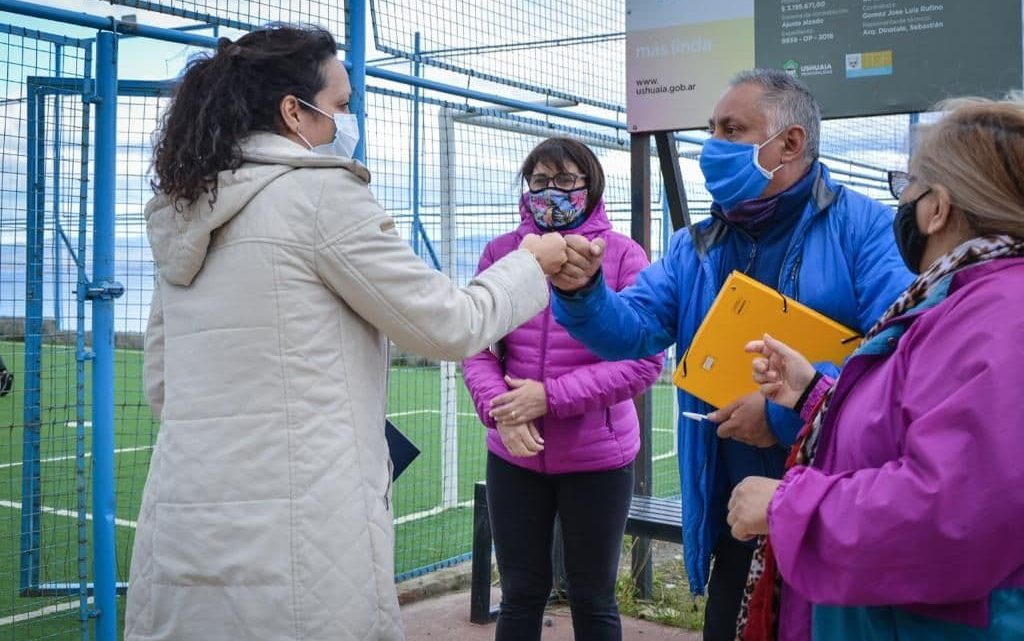 LA MUNICIPALIDAD ARTICULA ACCIONES PARA EL BARRIO GUSTAVO GIRÓ CON LA CONCEJALA AVILA