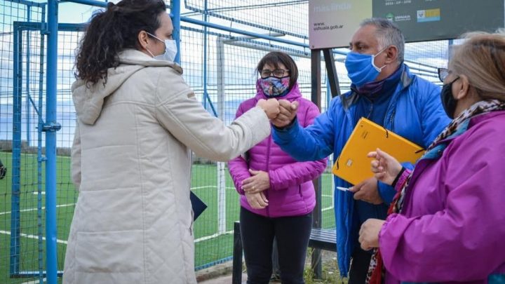 LA MUNICIPALIDAD ARTICULA ACCIONES PARA EL BARRIO GUSTAVO GIRÓ CON LA CONCEJALA AVILA
